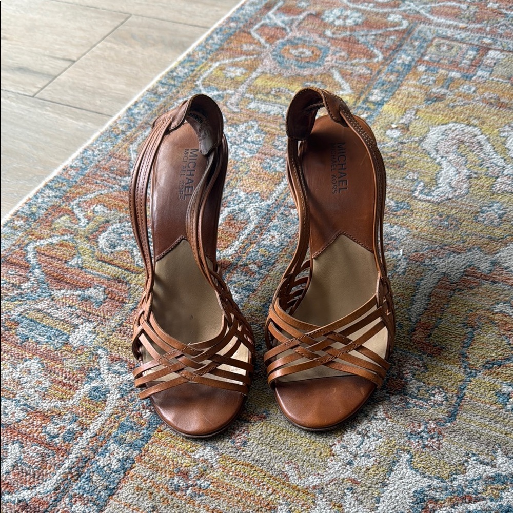 Michael by Michael Kors Leather Heeled Sandals size 7 like new.